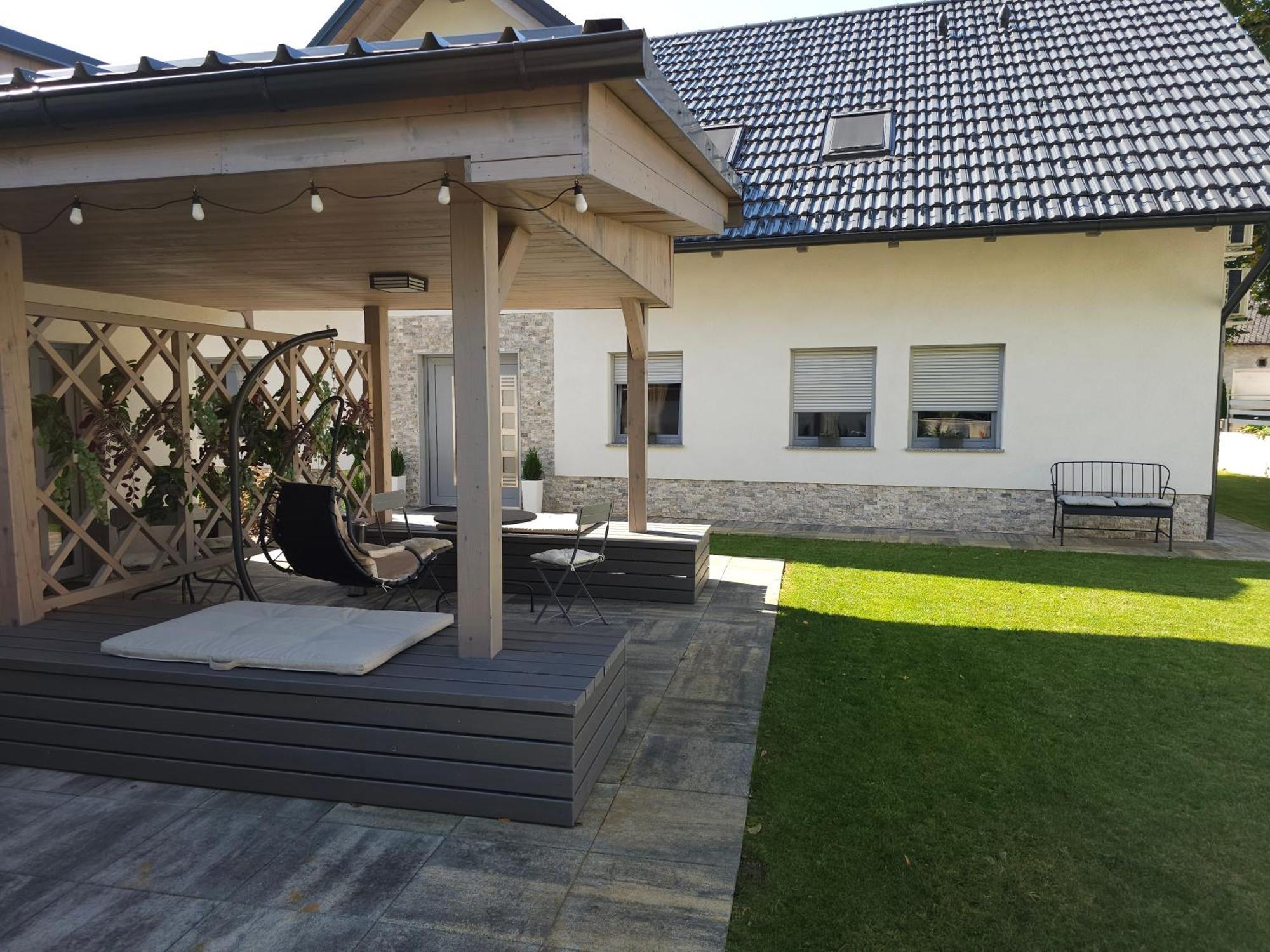 Prima Countryside Apartments Zirovnica Eksteriør billede